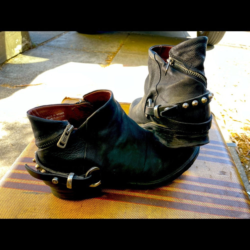 A.S.98 ankle boots Black leather with silver studs and zipper detailing